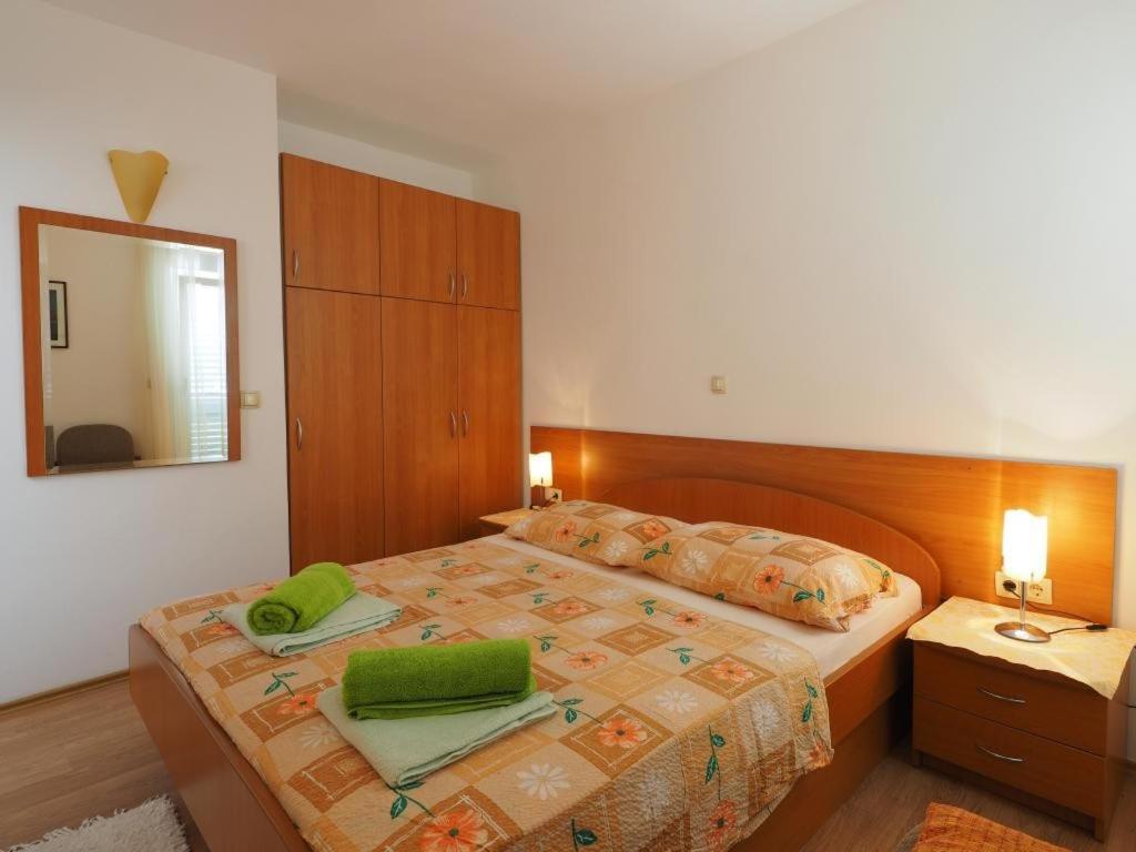Apartments & Room Eva Slano Exterior photo